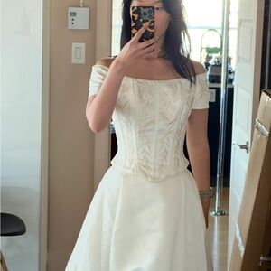 💍Embroidered Off-Shoulder Corset White Wedding Dress